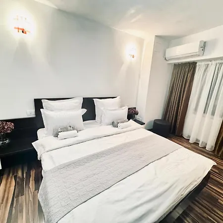 公寓 3 Unirii Square Alba Iulia 75 布加勒斯特