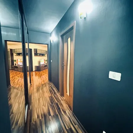 3 Unirii Square Alba Iulia 75 * Bucureşti