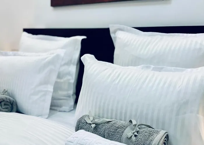 3 Unirii Square Alba Iulia 75 *