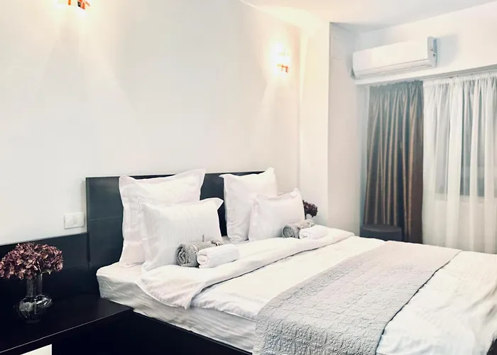 3 Unirii Square Alba Iulia 75 *