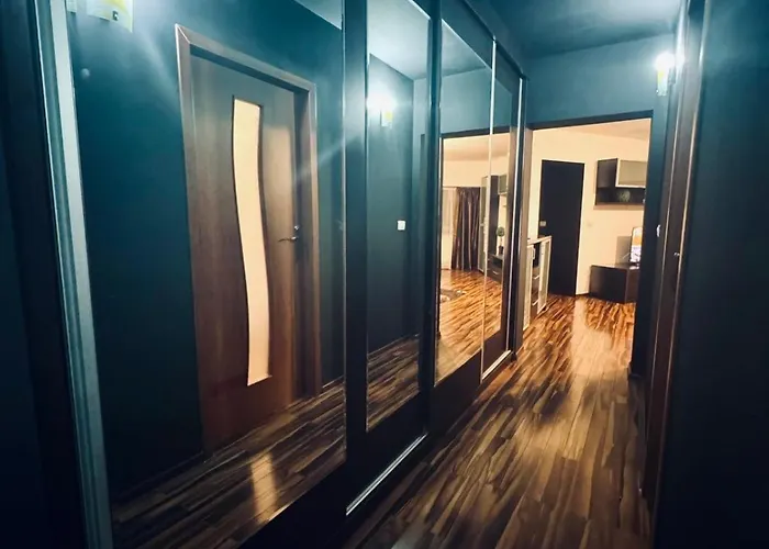 3 Unirii Square Alba Iulia 75 Апартаменты