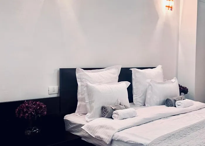 3 Unirii Square Alba Iulia 75 Bucharest