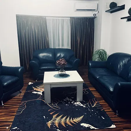 Apartament 3 Unirii Square Alba Iulia 75 *